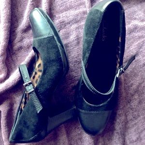Clarks suede/leather heels